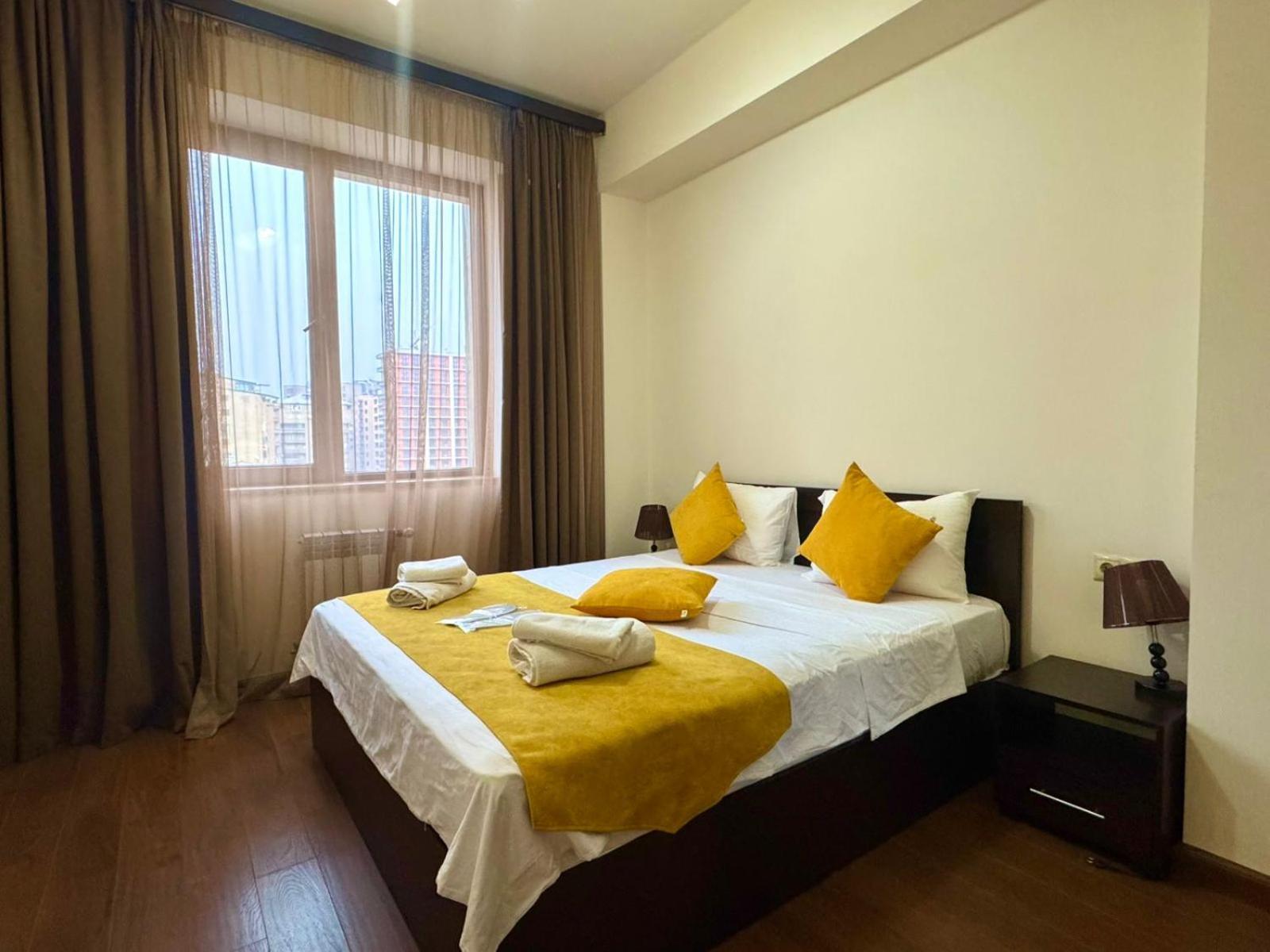 Ns Apartments In Yerevan City Centre Eksteriør bilde